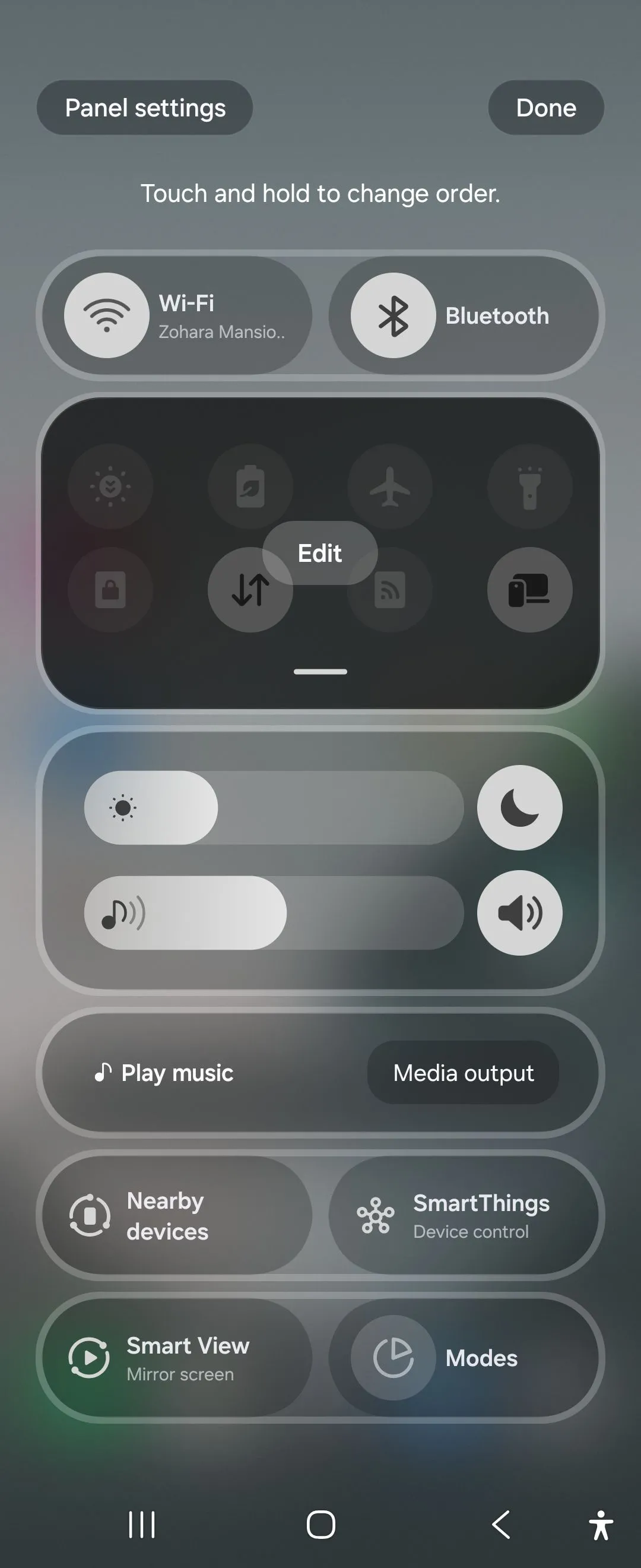 Bảng Cài đặt nhanh (Quick Settings) được tách riêng trên Galaxy Z Flip 6 chạy One UI 7