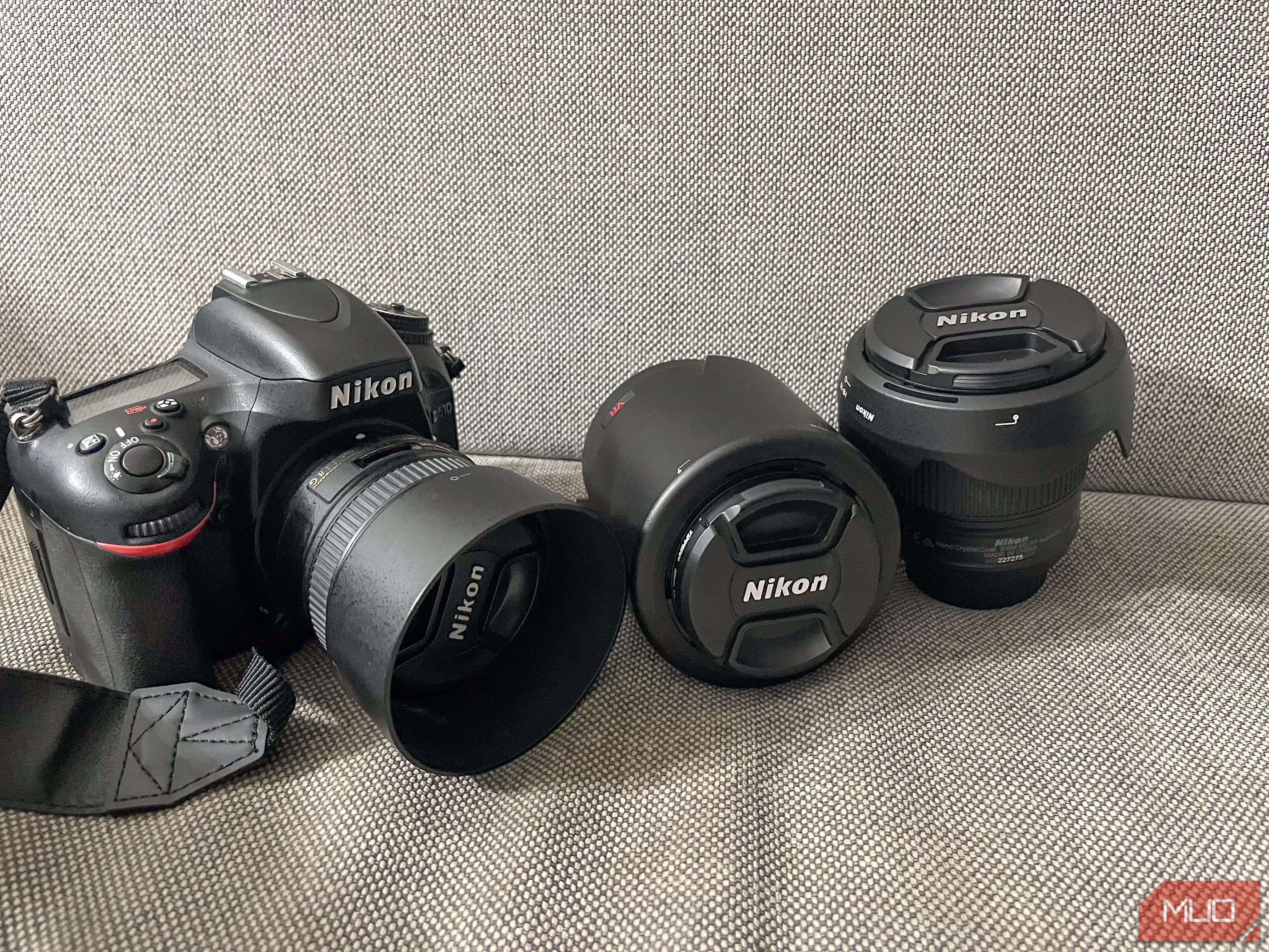 Bộ sưu tập các ống kính dành cho máy ảnh DSLR đa dạng, minh họa sự phong phú và linh hoạt của hệ sinh thái ống kính DSLR.