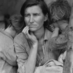 Bức ảnh kinh điển "Migrant Mother" của Dorothea Lange chụp mẹ và con trong thời kỳ Đại suy thoái.