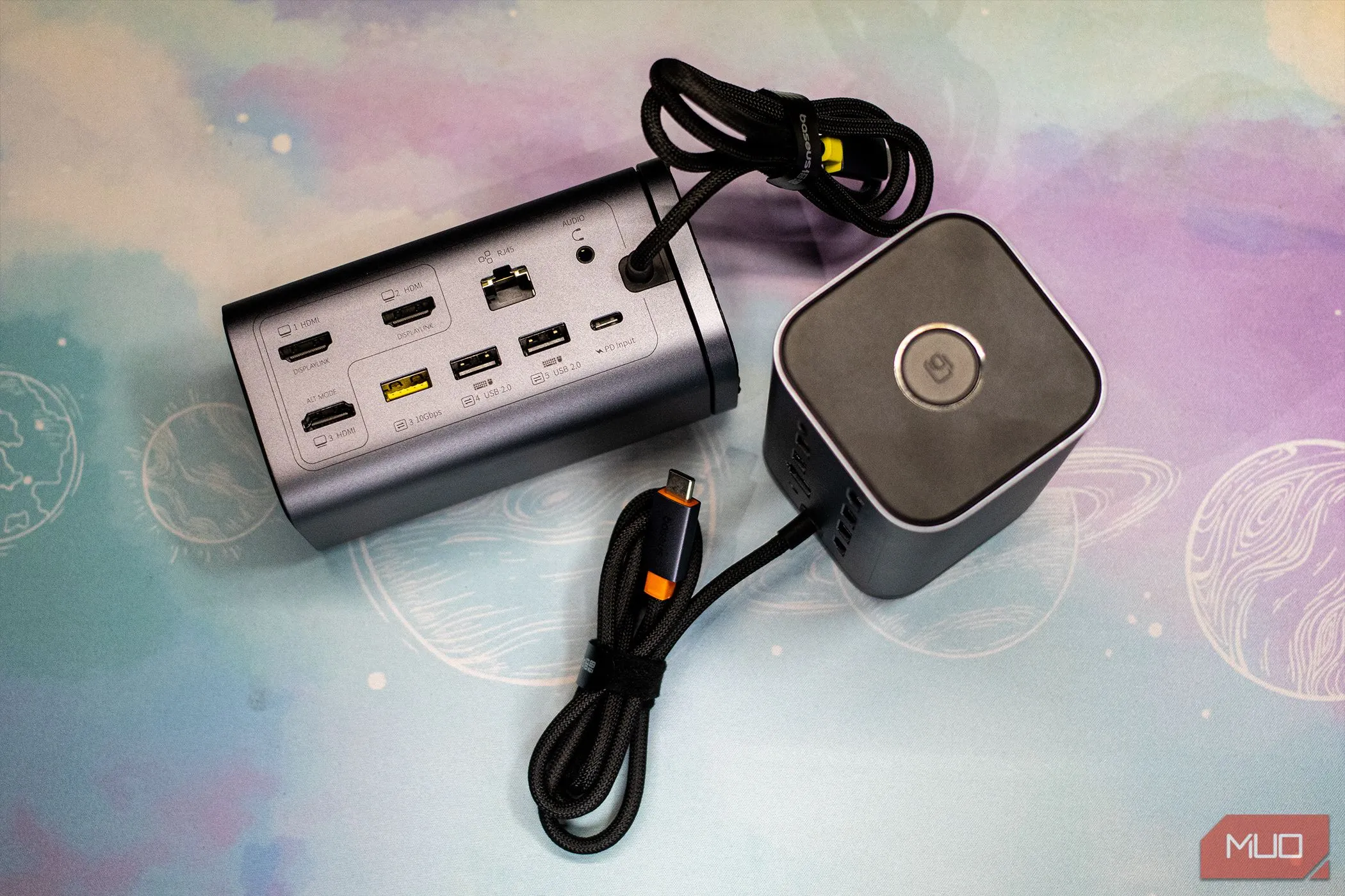 Các cổng kết nối phía sau của Baseus Spacemate 11-in-1 Docking Station, bao gồm USB-C PD và Ethernet