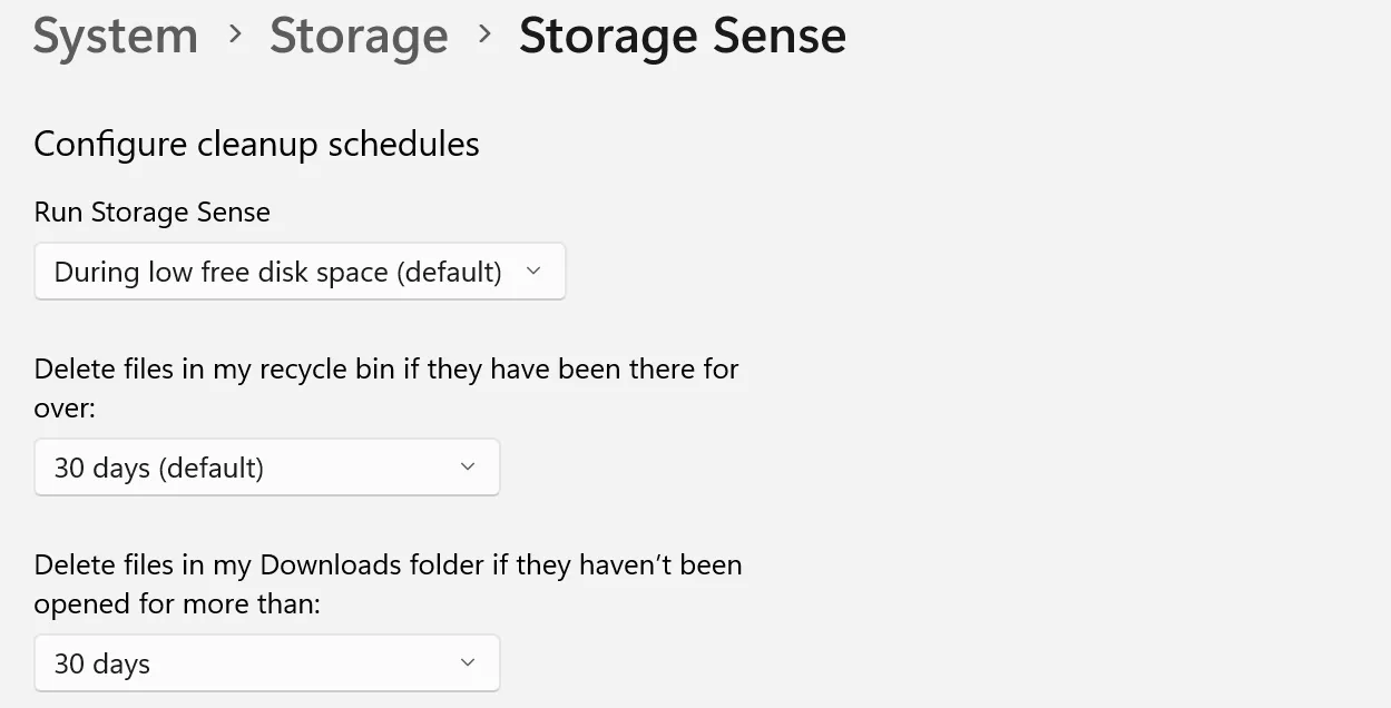 Cài đặt và điều chỉnh lịch trình dọn dẹp tự động của Storage Sense trong Cài đặt Windows.
