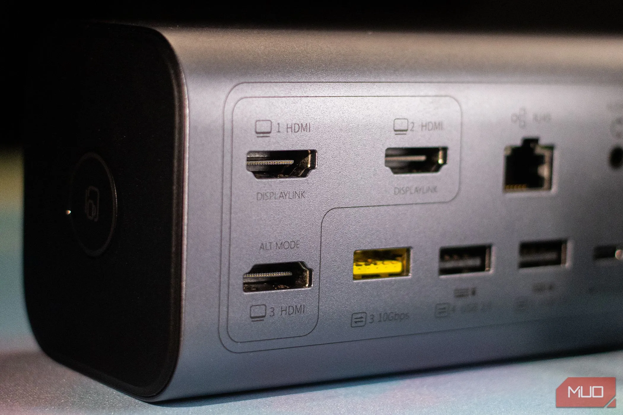 Cận cảnh các cổng HDMI trên docking station Baseus Spacemate 11-in-1