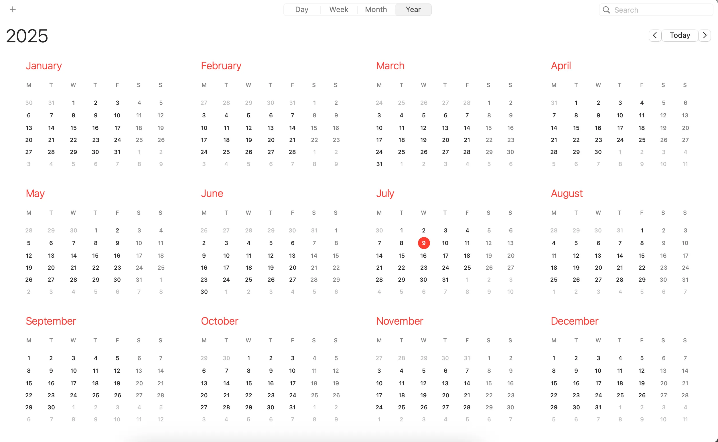 Chế độ tổng quan năm trong ứng dụng Lịch Apple (Apple Calendar) minh họa cách quản lý sự kiện hiệu quả với các tính năng cốt lõi, không rườm rà.