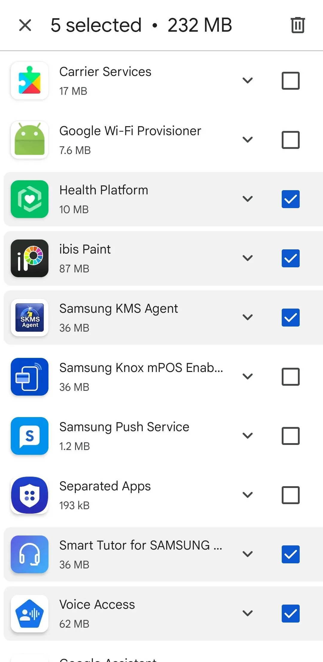 Chọn nhiều ứng dụng để gỡ cài đặt hàng loạt từ tab Quản lý ứng dụng trên Google Play Store Android