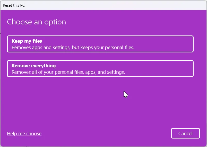 Cửa sổ &quot;Đặt lại PC này&quot; trong Windows 11 với các tùy chọn &quot;Giữ lại tệp của tôi&quot; và &quot;Xóa mọi thứ&quot;.