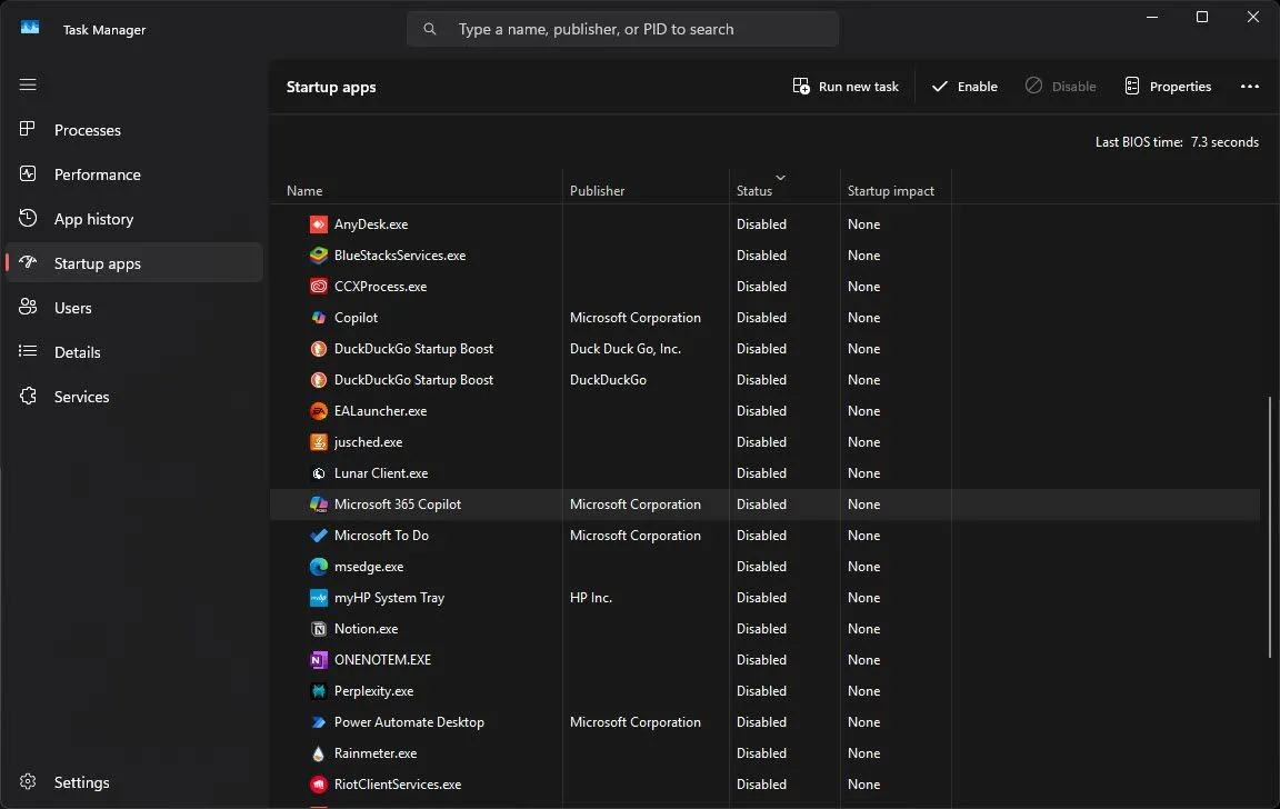 Danh sách ứng dụng khởi động trong Task Manager giúp vô hiệu hóa ứng dụng nền ngốn CPU