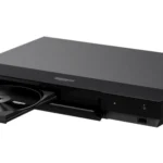 Đầu Blu-ray 4K Sony UBP-X700/K từ mặt trước, thiết kế nhỏ gọn, hiện đại với các nút điều khiển và logo Sony rõ nét.