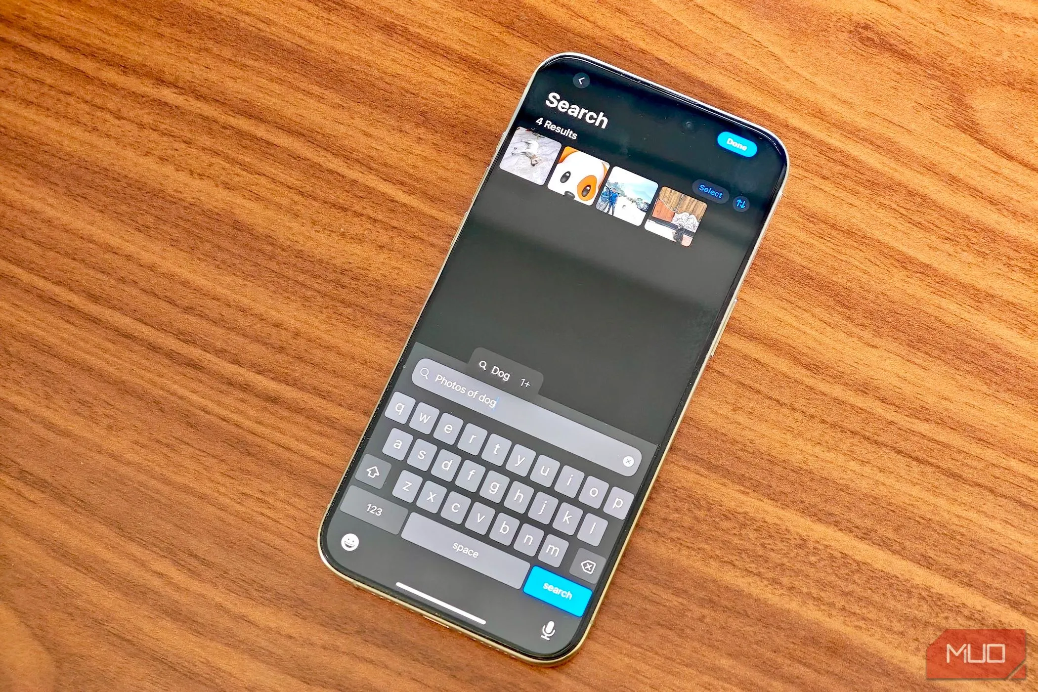 Demo tìm kiếm ngôn ngữ tự nhiên trong iOS 18.1 trên iPhone 15 Pro Max