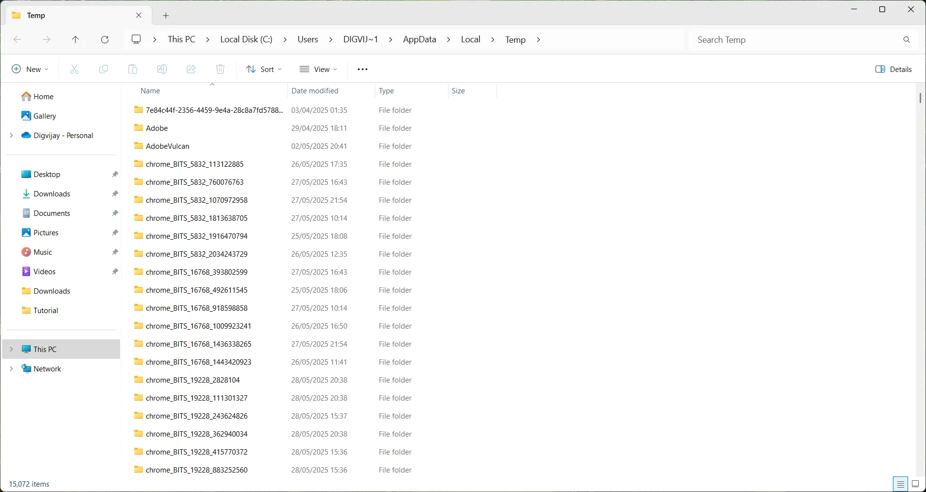 File Explorer hiển thị thư mục tạm của hệ thống (C:WindowsTemp) trên Windows.