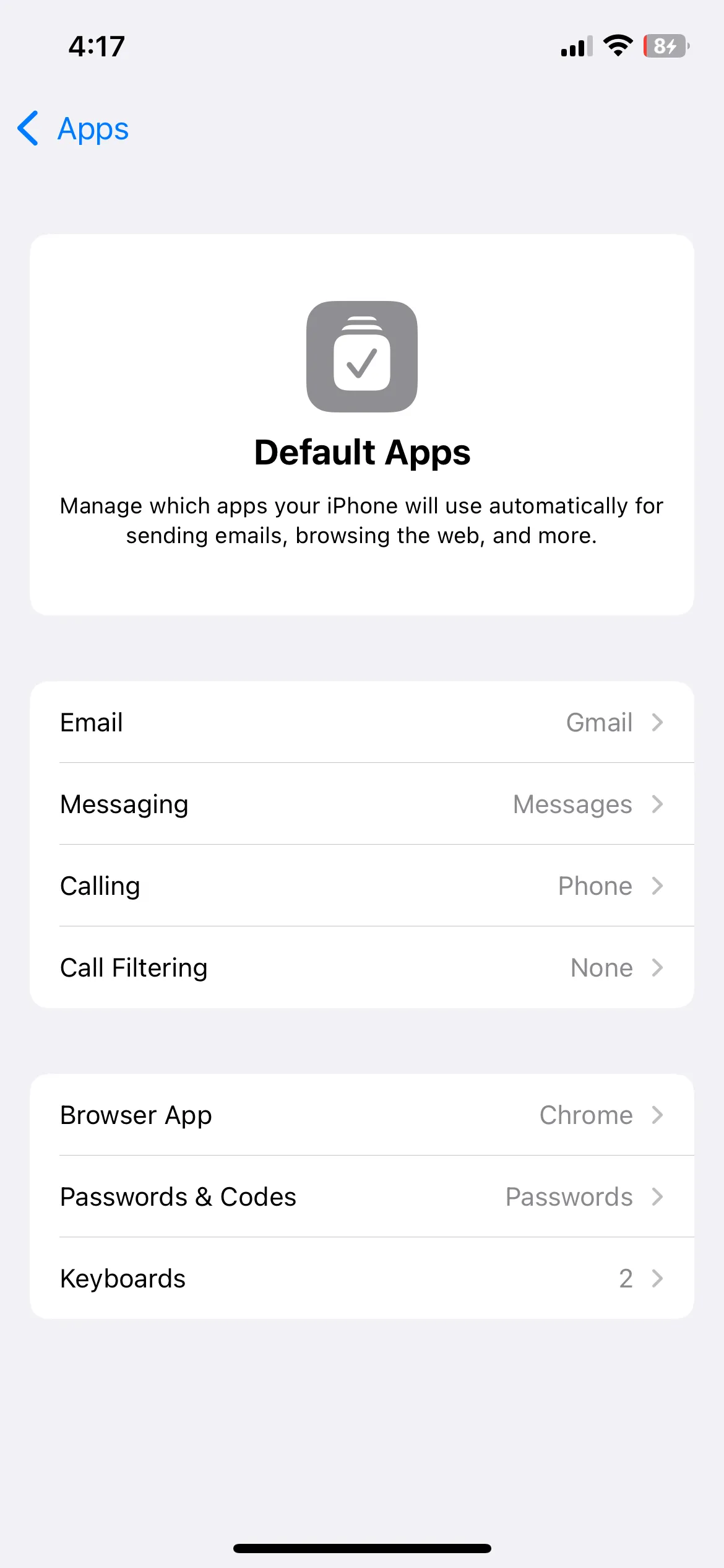 Giao diện cài đặt ứng dụng mặc định trên iPhone