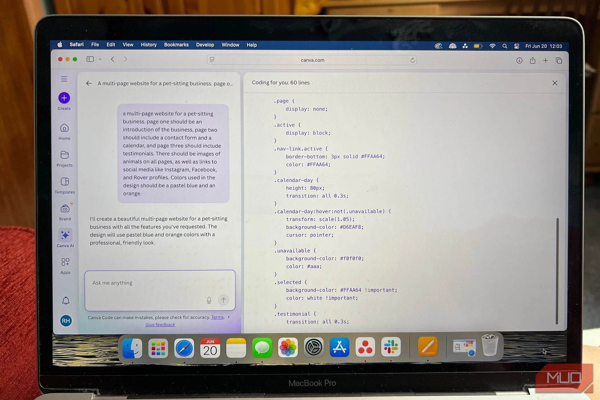 Giao diện Canva Codes tạo website hiển thị đồng thời mã nguồn và bản xem trước trực quan