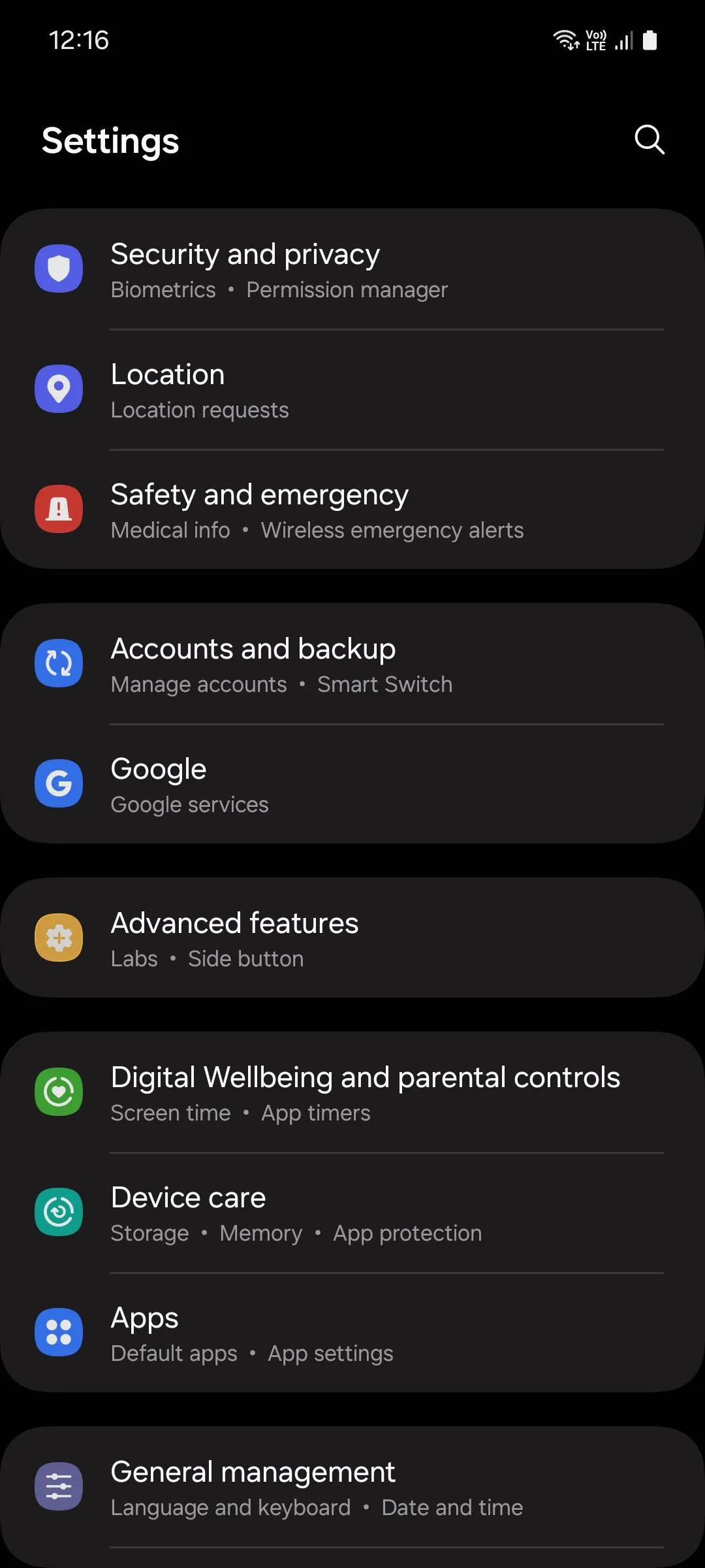 Giao diện Chăm sóc thiết bị trong Cài đặt One UI của Samsung, giúp tối ưu hiệu suất điện thoại.