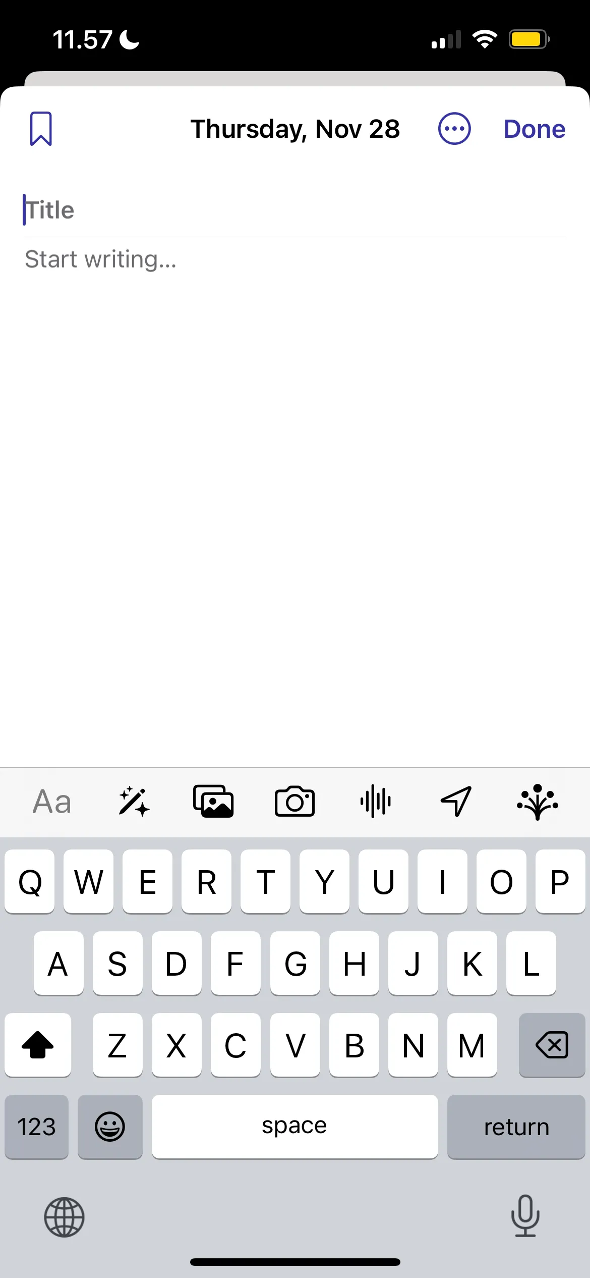 Giao diện chính của ứng dụng Nhật ký (Journal) trên iOS của Apple, hiển thị các mục đã ghi.