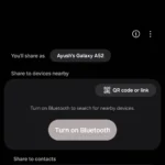 Giao diện chính của ứng dụng Quick Share trên điện thoại Samsung, hiển thị tùy chọn chia sẻ bằng mã QR hoặc liên kết