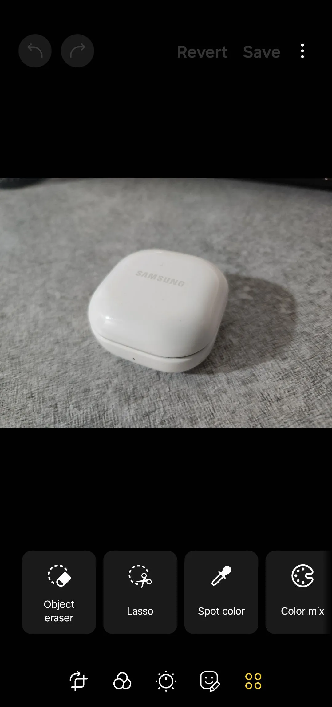 Giao diện chỉnh sửa ảnh chuyên nghiệp trong ứng dụng Thư viện ảnh Samsung