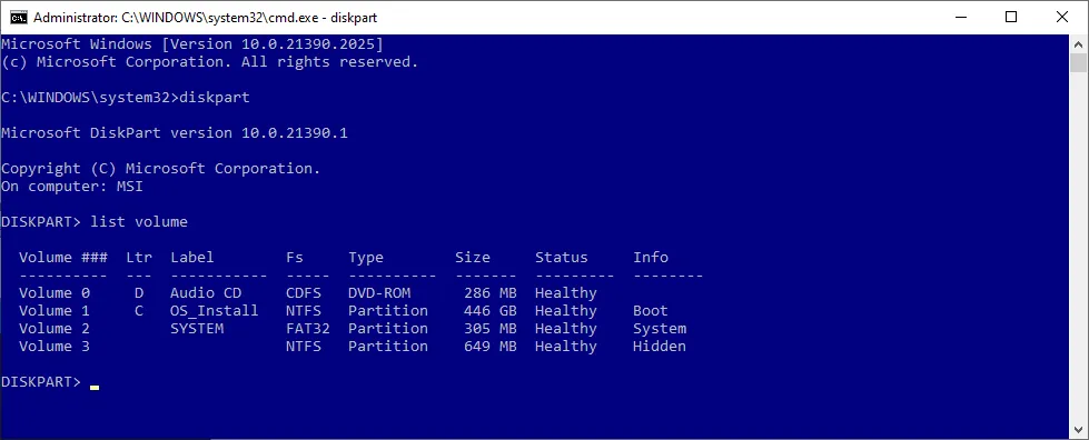 Giao diện Command Prompt hiển thị kết quả lệnh diskpart list disk