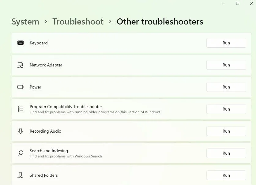 Giao diện đang chạy công cụ Keyboard Troubleshooter của Windows 11, một công cụ hữu ích để chẩn đoán và khắc phục sự cố bàn phím bị lag.