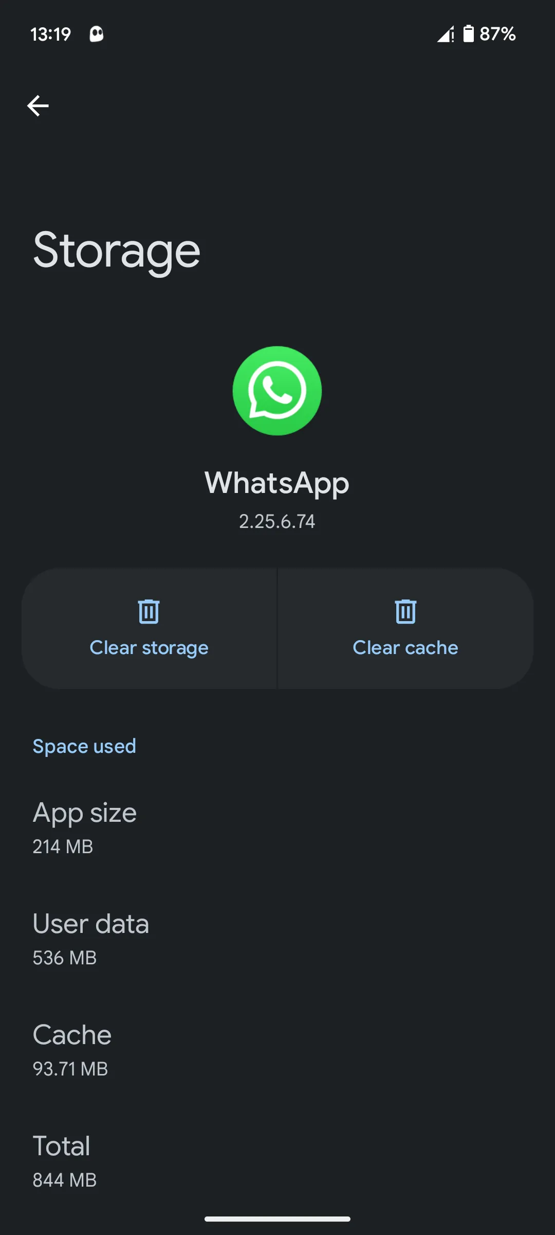 Giao diện quản lý bộ nhớ ứng dụng trên Android, hiển thị chi tiết dung lượng cache và dữ liệu của một ứng dụng cụ thể.