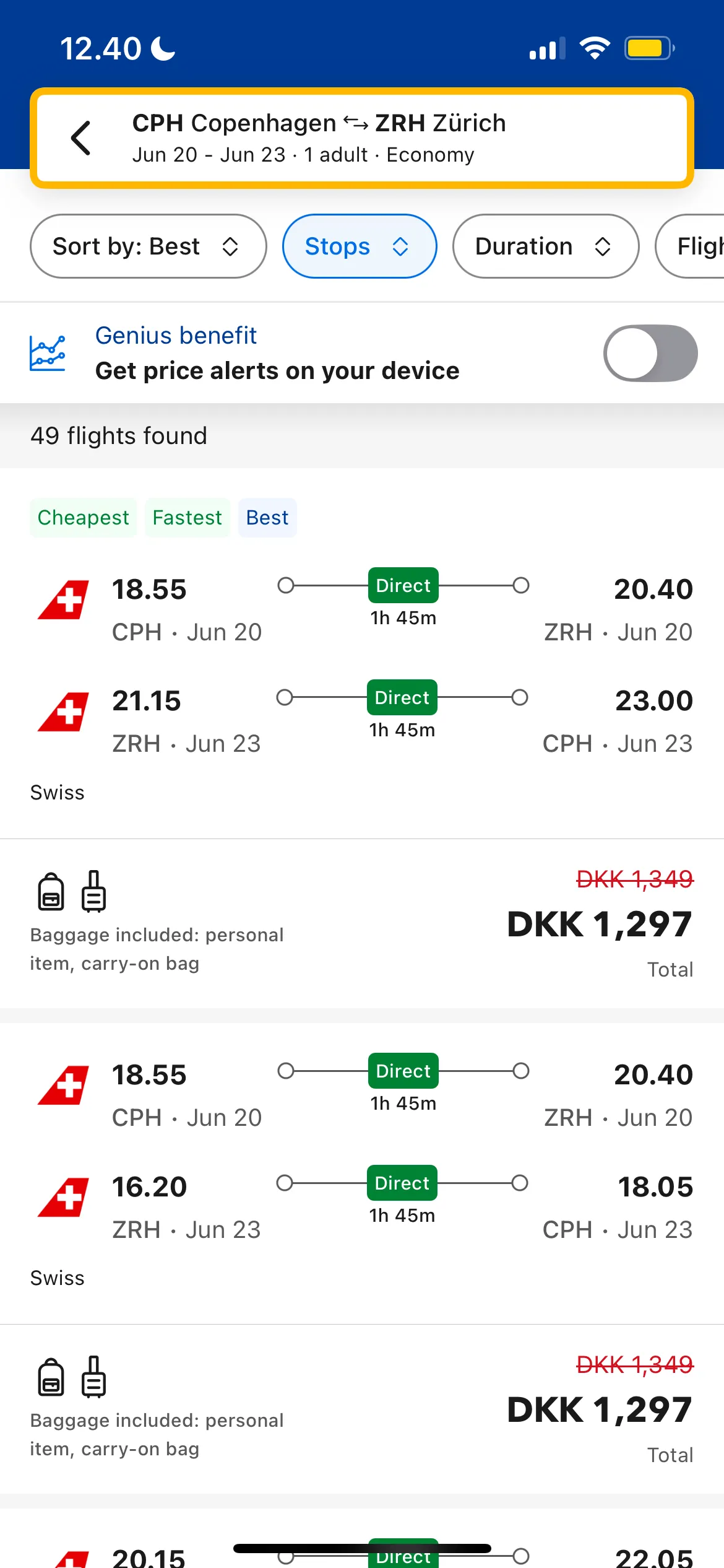 Giao diện tìm kiếm chuyến bay trên ứng dụng Booking.com với các kết quả bay đến điểm đến được chọn