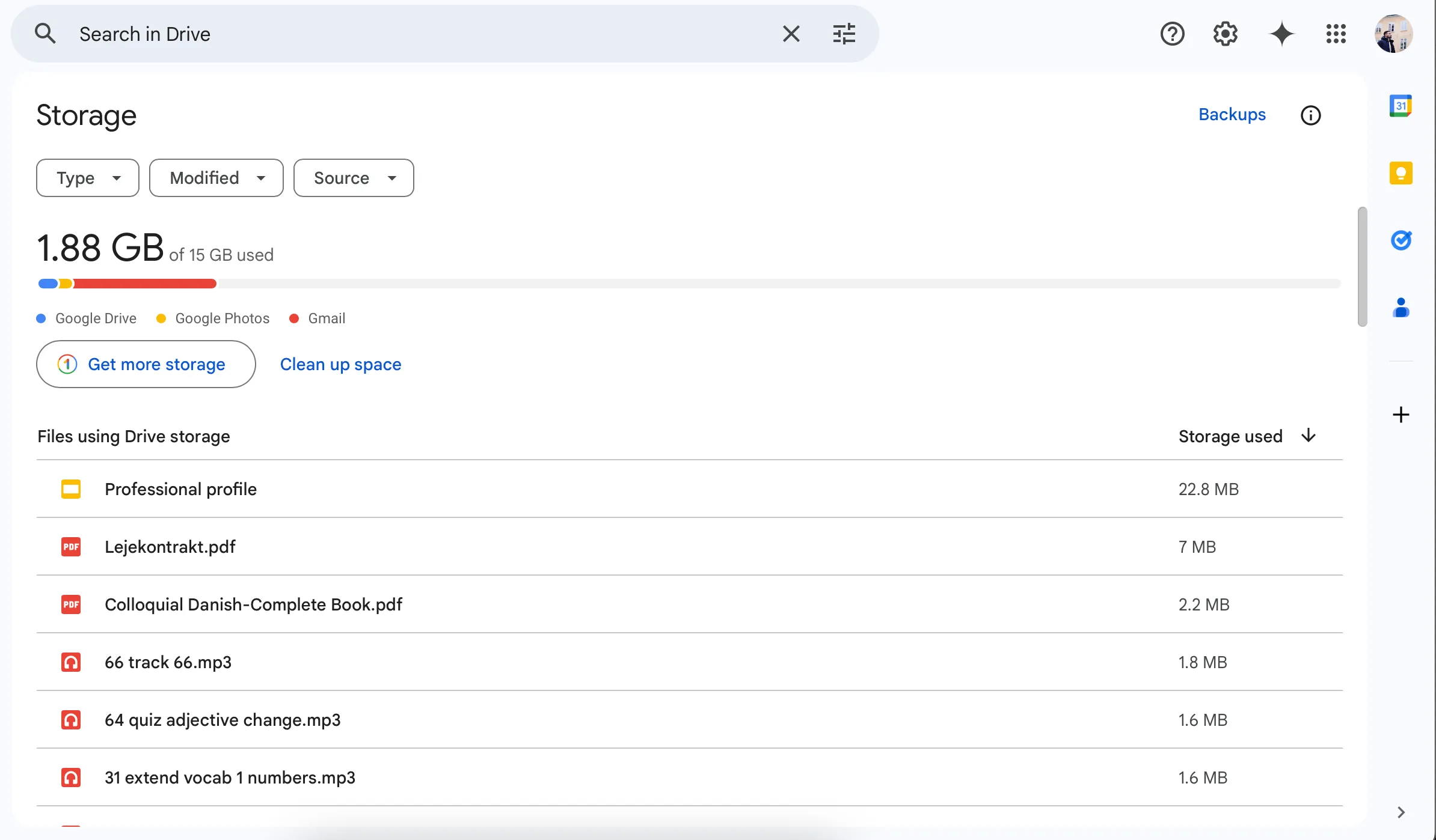 Giao diện tính năng dọn dẹp không gian của Google Drive