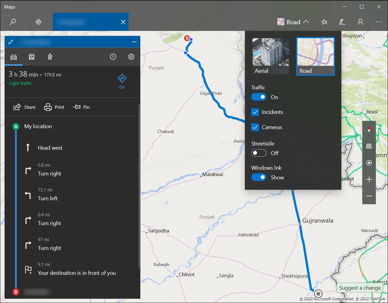 Giao diện ứng dụng Bản đồ (Maps) mặc định của Windows hiển thị bản đồ đường phố