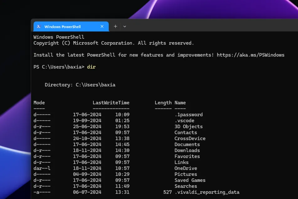 Giao diện Windows PowerShell mở trên Windows 11, minh họa khả năng tự động hóa và scripting nâng cao