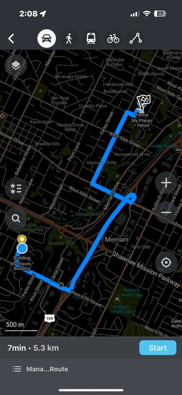 Hiển thị khoảng cách giữa hai điểm trên Organic Maps nhấn mạnh tính năng định tuyến