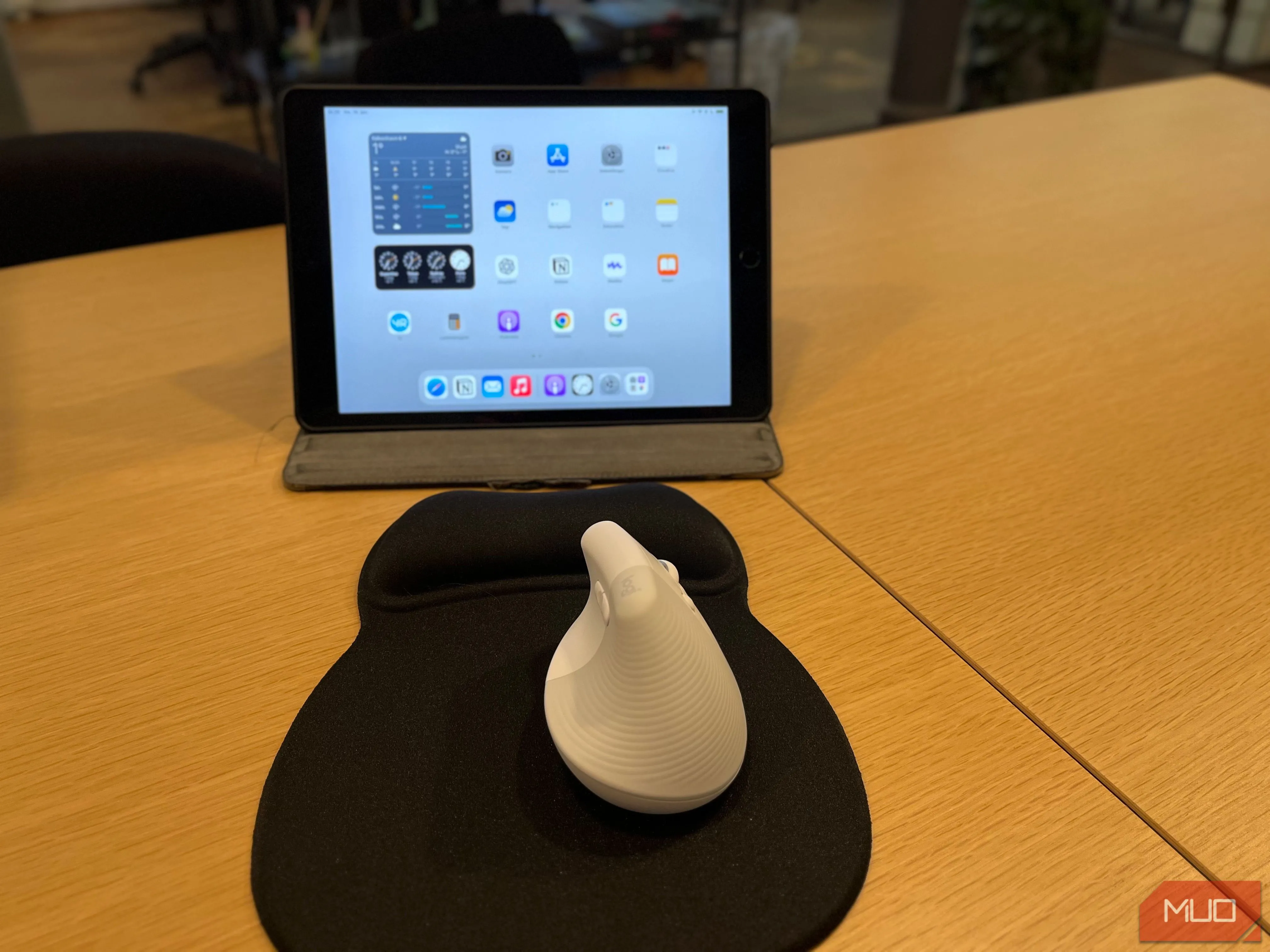 Kết nối iPad với chuột không dây để làm việc hiệu quả hơn