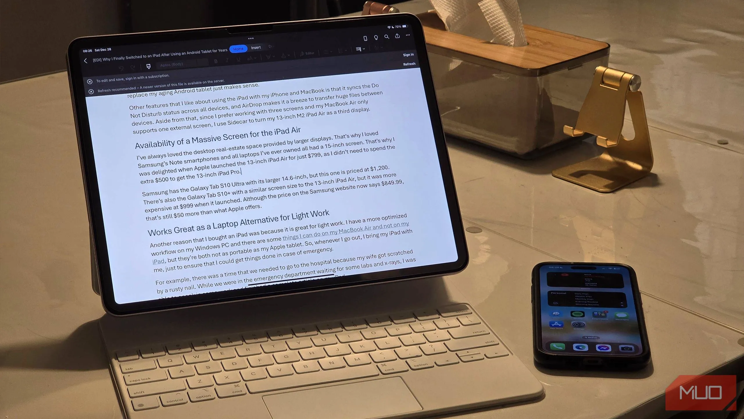 Làm việc hiệu quả trên iPad Air khi không ở bàn làm việc chính
