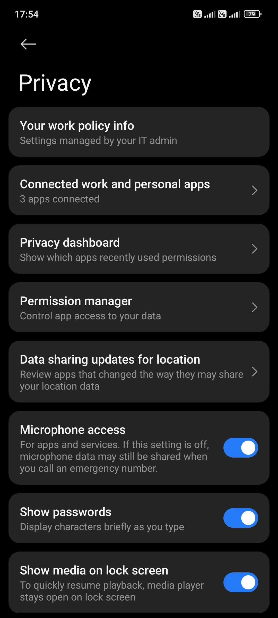Màn hình cài đặt quyền riêng tư trên điện thoại Android, hiển thị mục &quot;Trình quản lý quyền&quot;.
