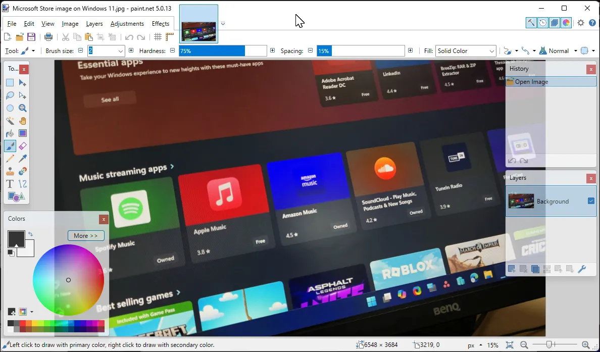 Màn hình chính ứng dụng Paint.NET trên Windows 11 với các công cụ chỉnh sửa ảnh