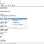 Màn hình Device Manager hiển thị tùy chọn "Update driver" cho bộ điều hợp Wi-Fi Intel.