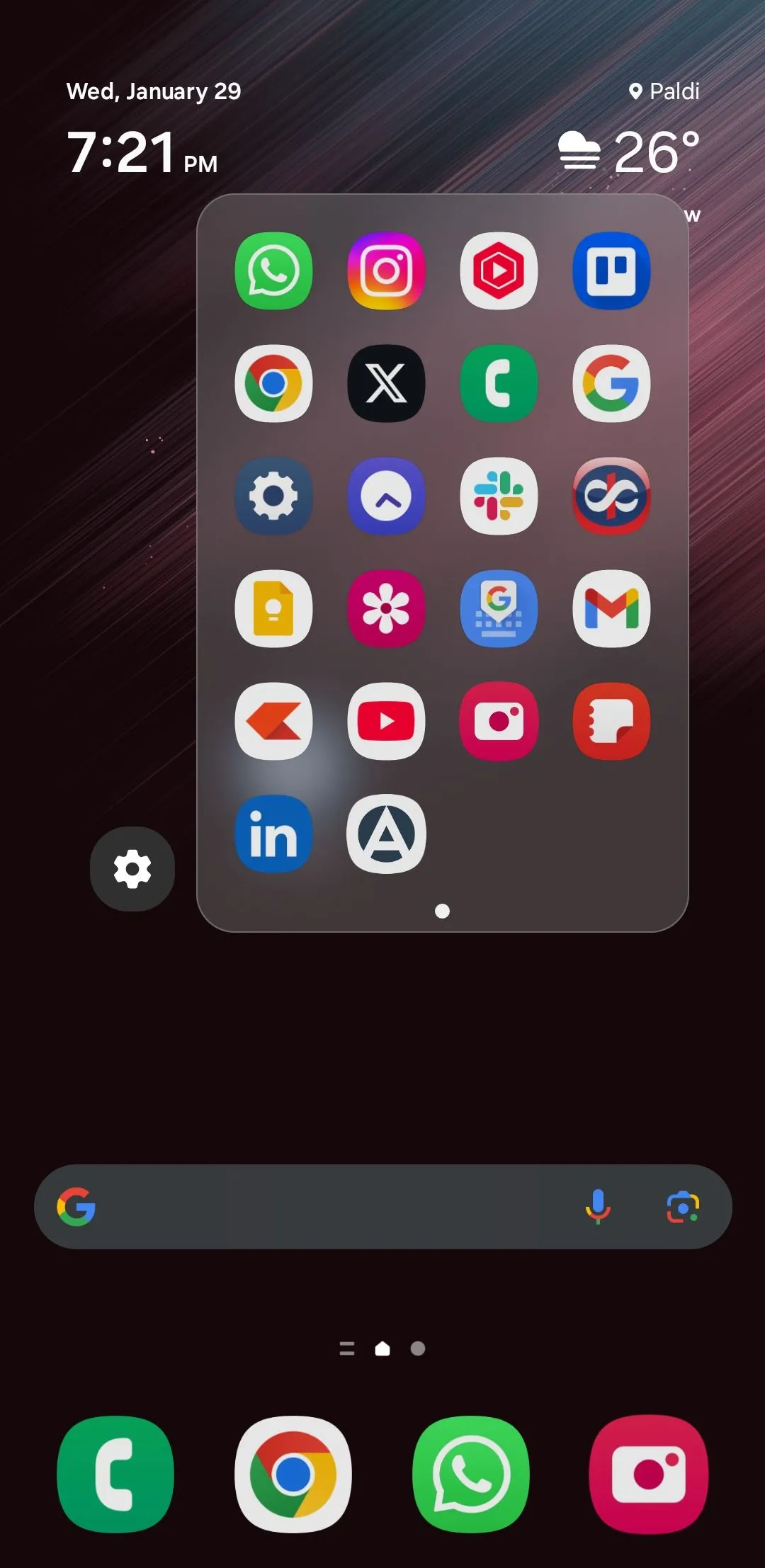 Màn hình hiển thị menu ứng dụng có thể truy cập bằng cử chỉ trên điện thoại Samsung Galaxy, minh họa tính năng One Hand Operation+.