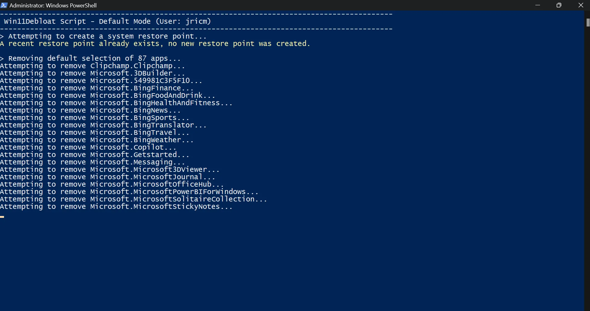 Màn hình PowerShell hoặc Command Prompt đang chạy script gỡ bỏ bloatware tự động trên Windows.