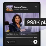 Màn hình ứng dụng Spotify hiển thị số liệu lượt phát mới cho các tập podcast, giúp người dùng dễ dàng đánh giá độ phổ biến của nội dung.