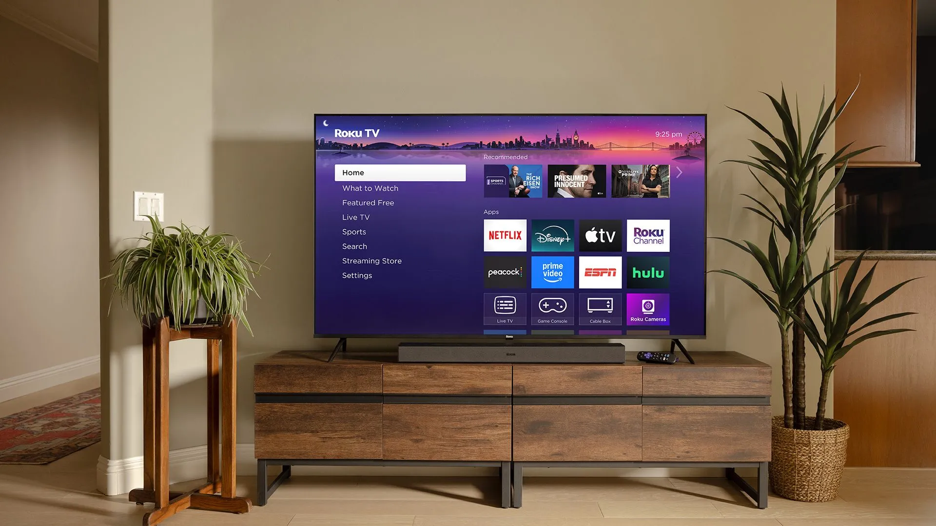 Mẫu TV thông minh Roku Plus Series mới với công nghệ màn hình Mini-LED.