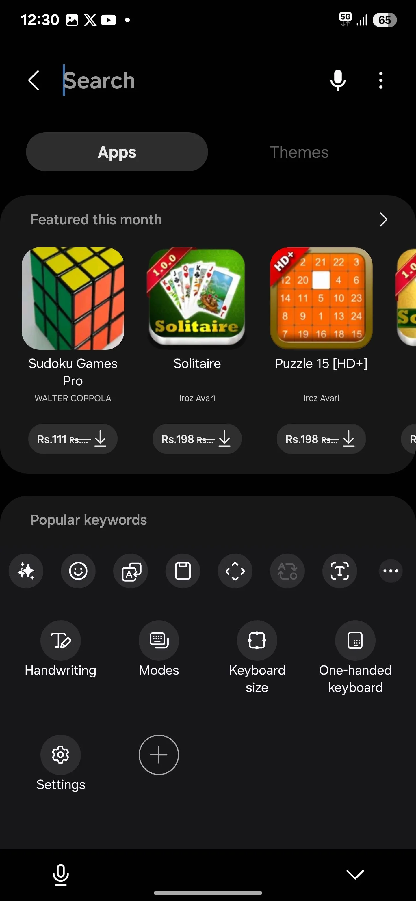Menu thanh tác vụ trên Bàn phím Samsung, cho phép tùy chỉnh các công cụ và tính năng hiển thị nhanh.