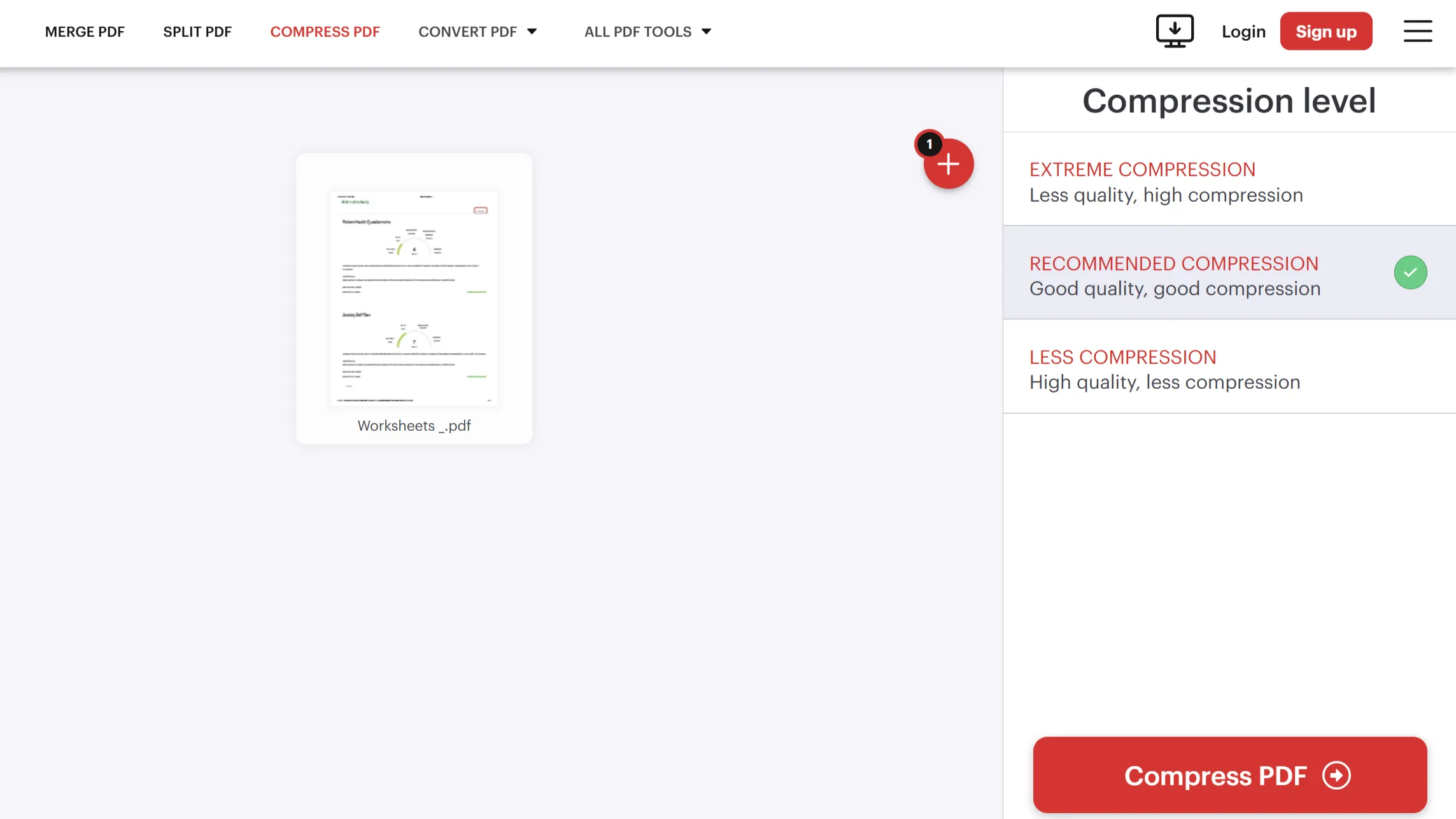 Người dùng đang chọn các cấp độ nén khác nhau trên giao diện công cụ iLovePDF