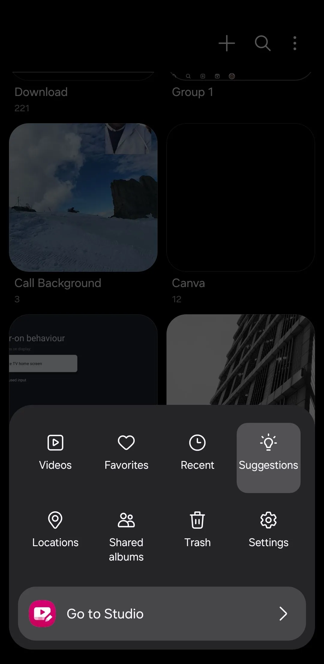 Tính năng gợi ý xóa ảnh trùng lặp và ảnh cũ trong ứng dụng Samsung Gallery