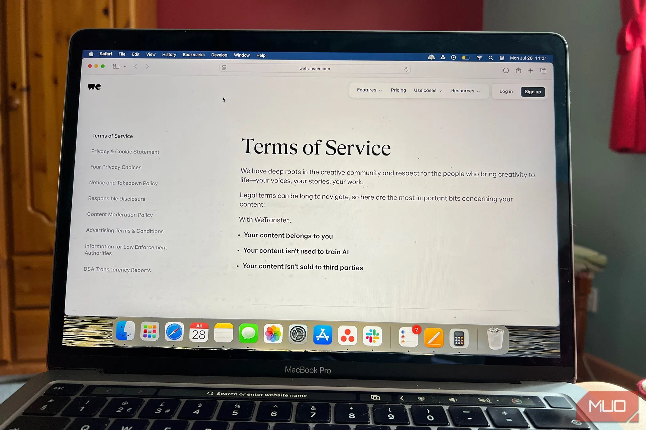 Trang Điều khoản Dịch vụ của WeTransfer làm rõ chính sách quyền riêng tư