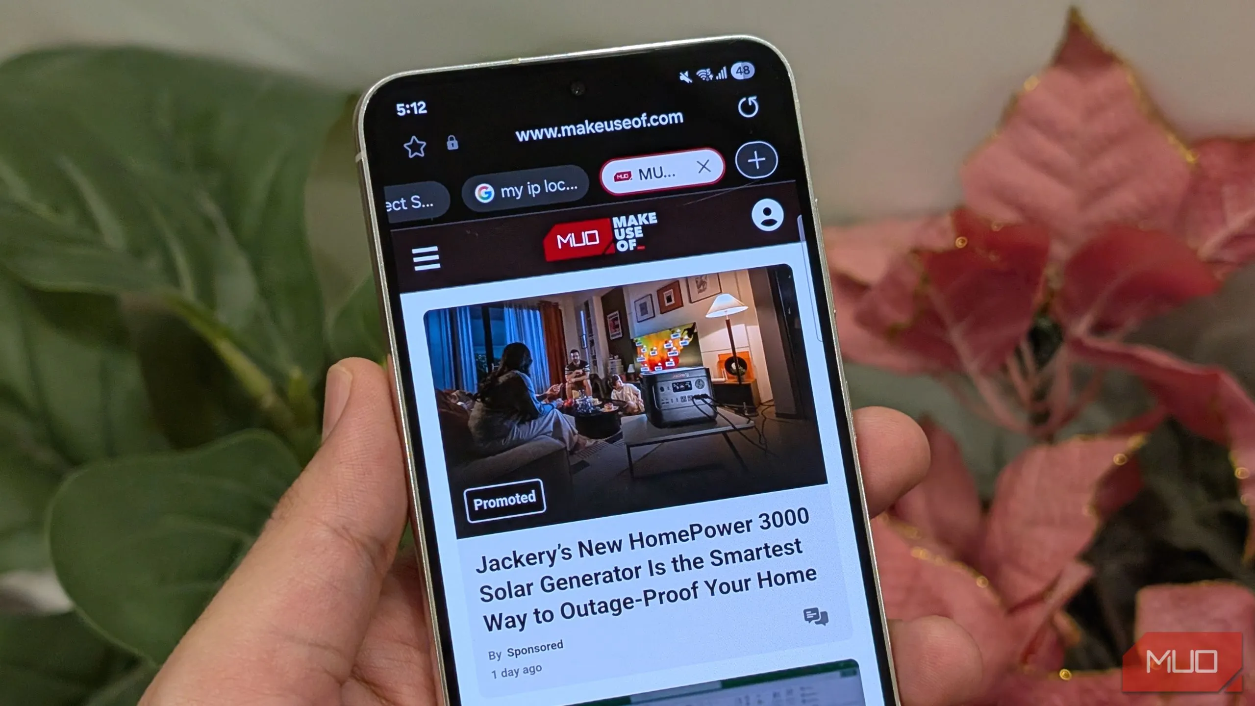 Trình duyệt Samsung Internet trên điện thoại Galaxy hiển thị trang web MakeUseOf