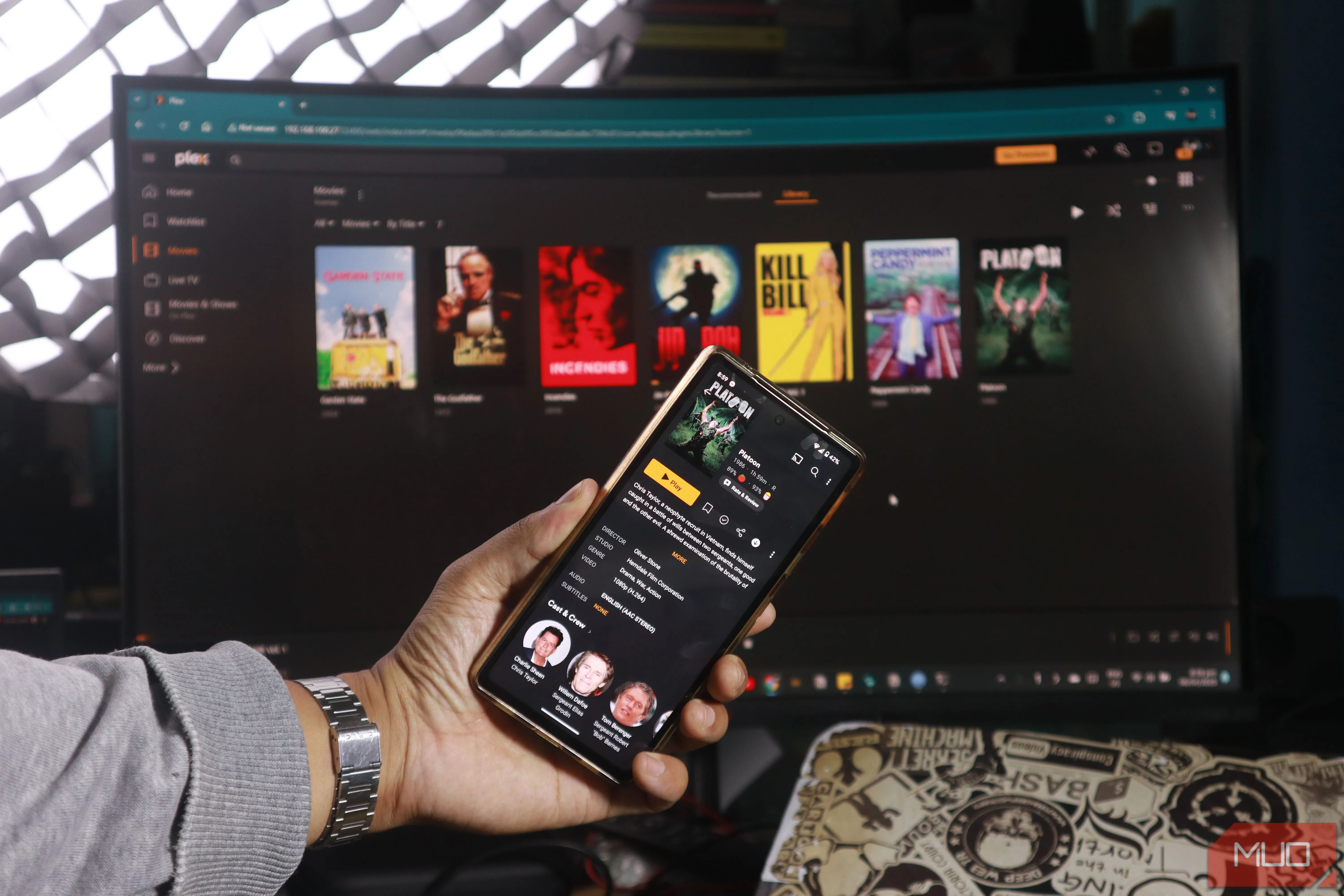 Truy cập các bộ phim qua máy chủ Plex Media tự lưu trữ