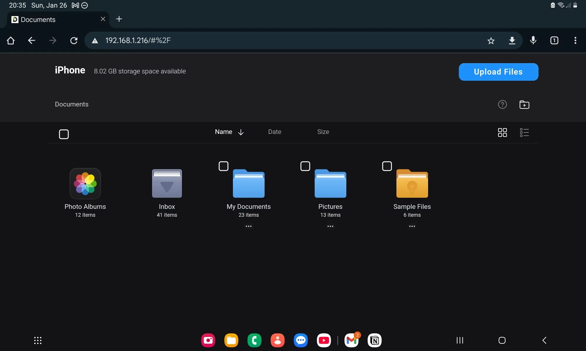 Truyền tải tệp giữa iPhone và máy tính bảng Android qua WebDAV server trong ứng dụng Documents trên iPhone.