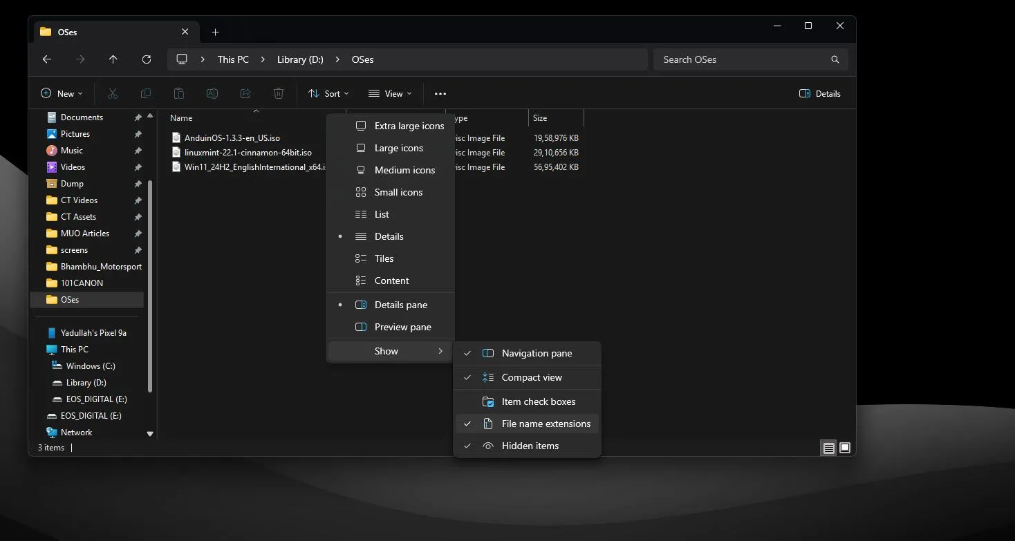 Tùy chọn &quot;File name extensions&quot; trong menu &quot;Xem&quot; của File Explorer trên Windows 11