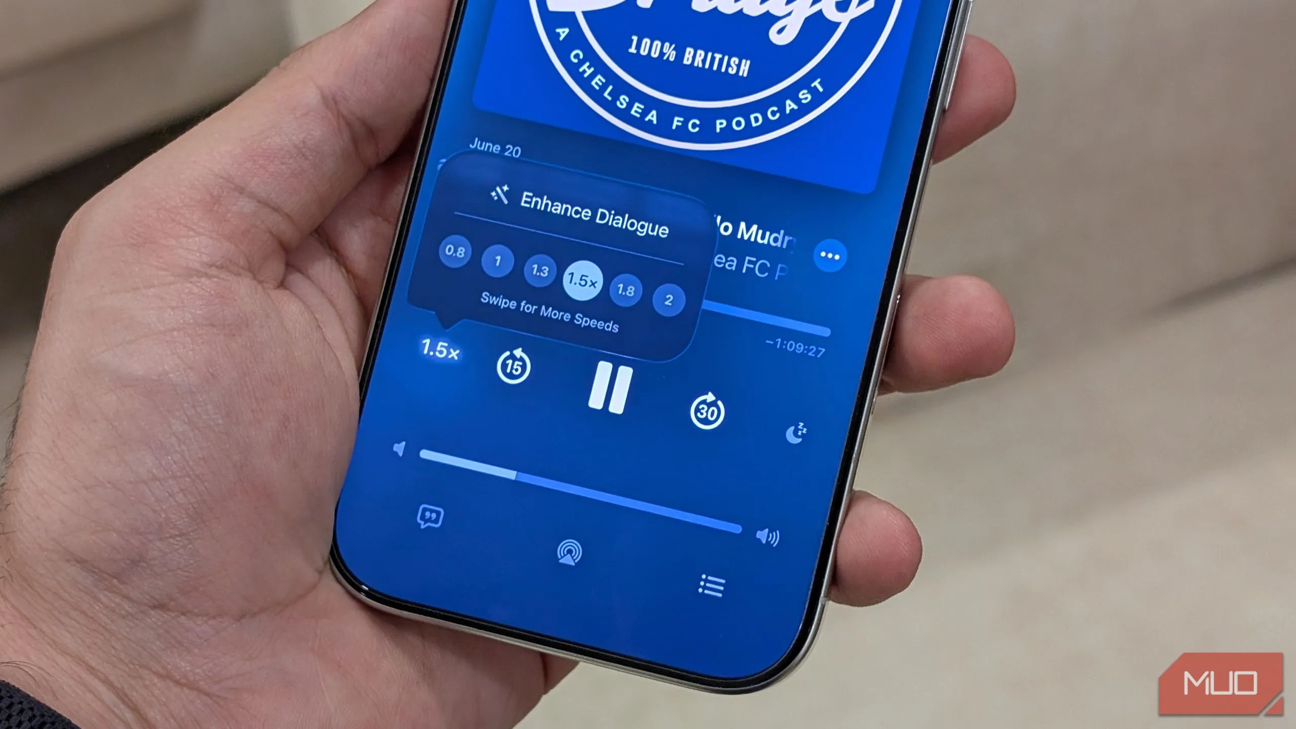 Tùy chọn thay đổi tốc độ phát lại podcast trong ứng dụng Podcast trên iOS 26